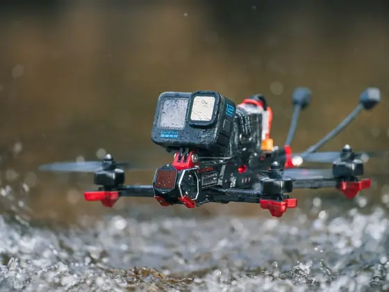 Drones FPV cinemáticos